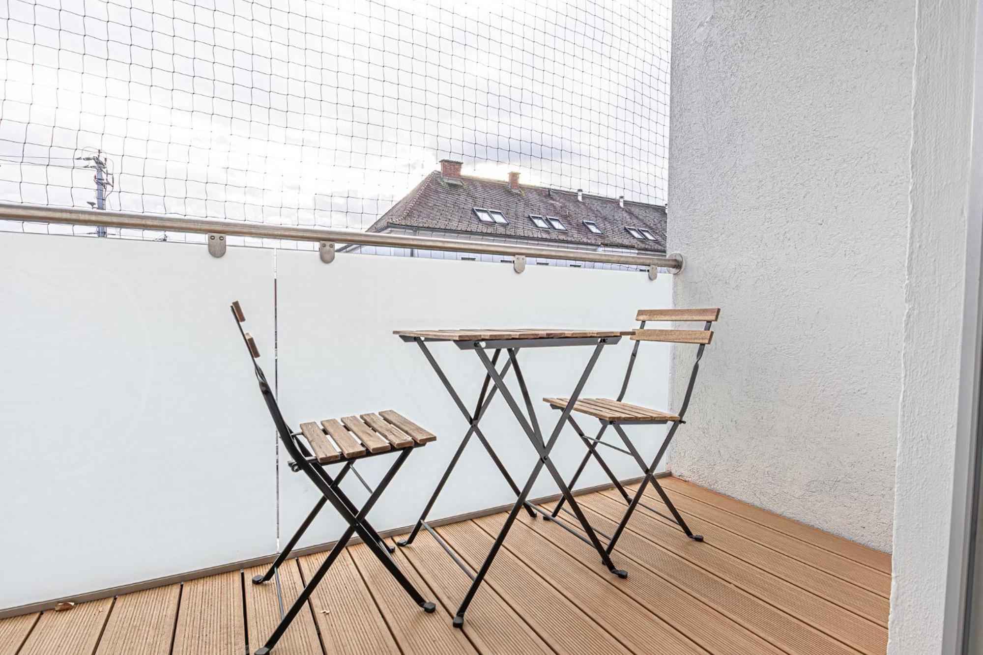 Krems Bahnhof Deluxe Rooms - Near Danube River Luaran gambar